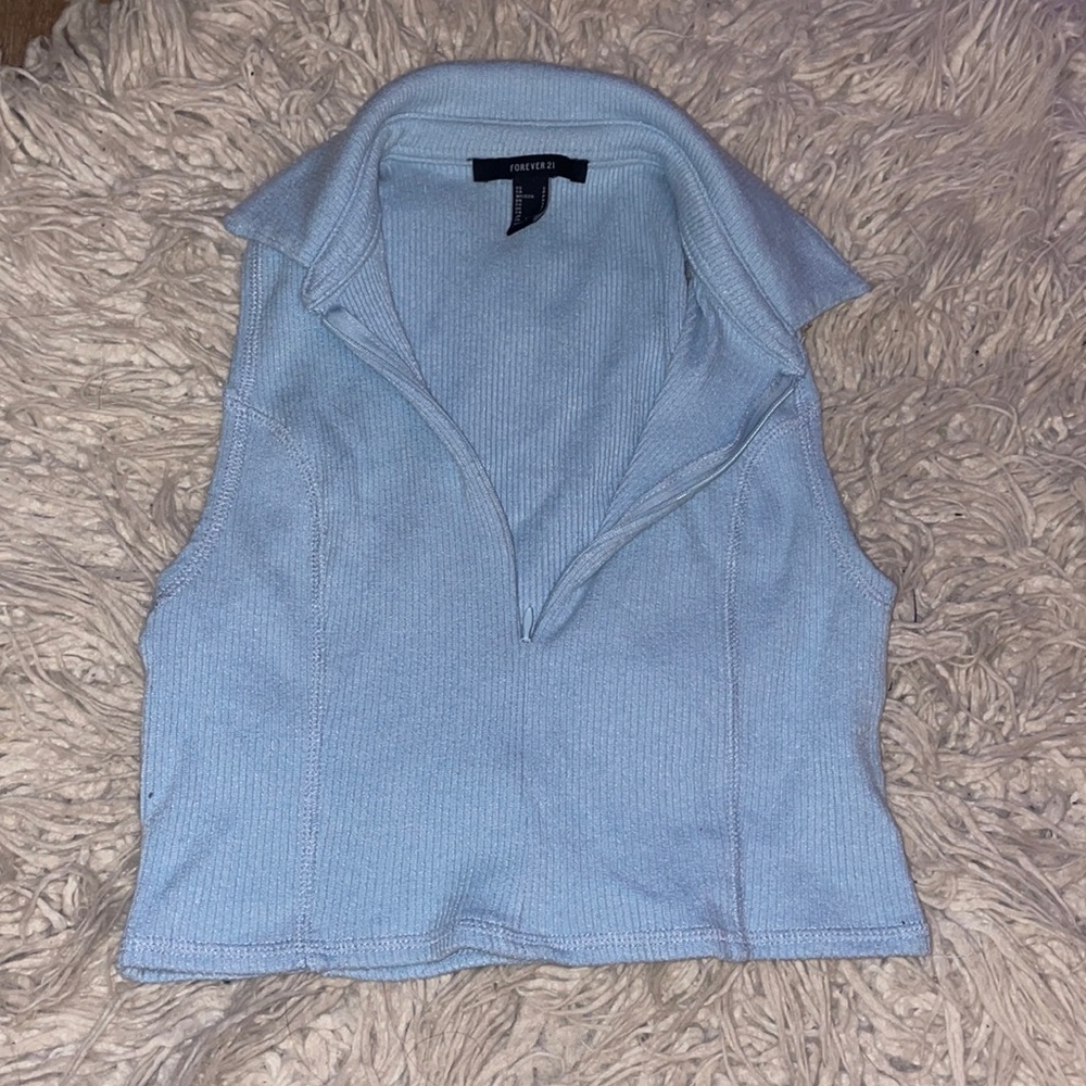 y2k blue crop top ✨🤍